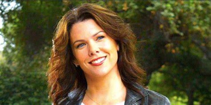 lauren graham My Favorite Women Lauren graham, Wedding makeup blue, Graham