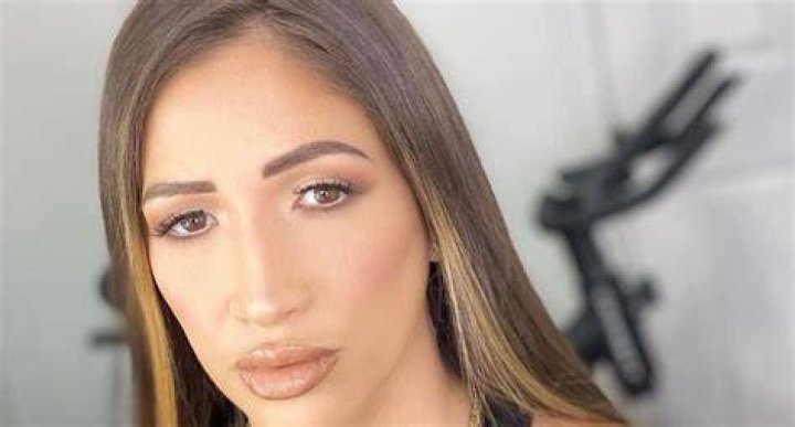Laury Saavedra, trabajo a qu&eacute; se dedica la novia de Anuel AA FAMA MAG.