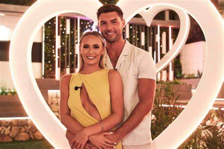 Love Island UK Millie Court and Liam Reardon Split After Winning 2021 Season Tear