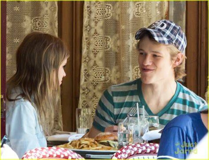 Lucas Till Parc Bistro Lunch in Philadelphia Photo 489639 Photo Gallery Just Jared Jr.