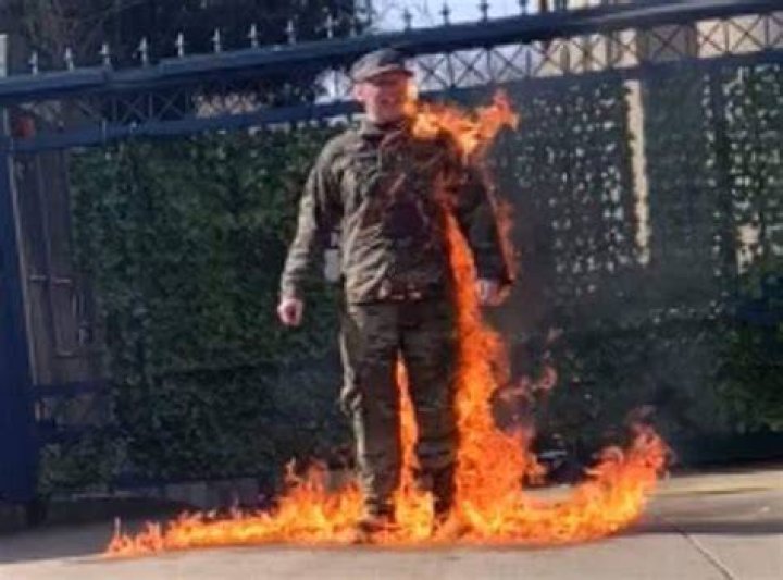 Man Sets Himself on Fire in Sydney, Protesting Immigration Policy The New York Times