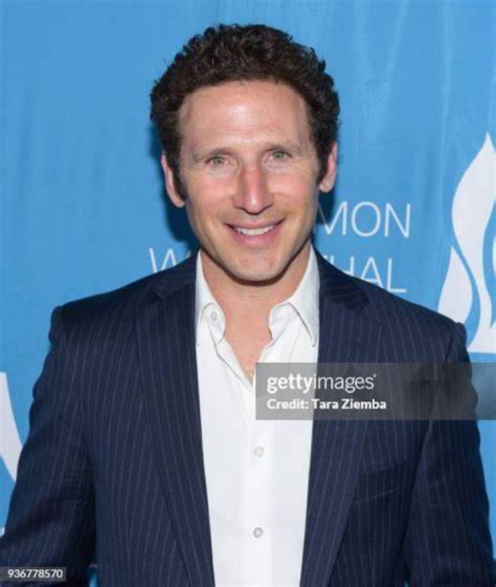 Mark Feuerstein Actor, Director, Producer, Writer, Soundtrack The A.V. Club