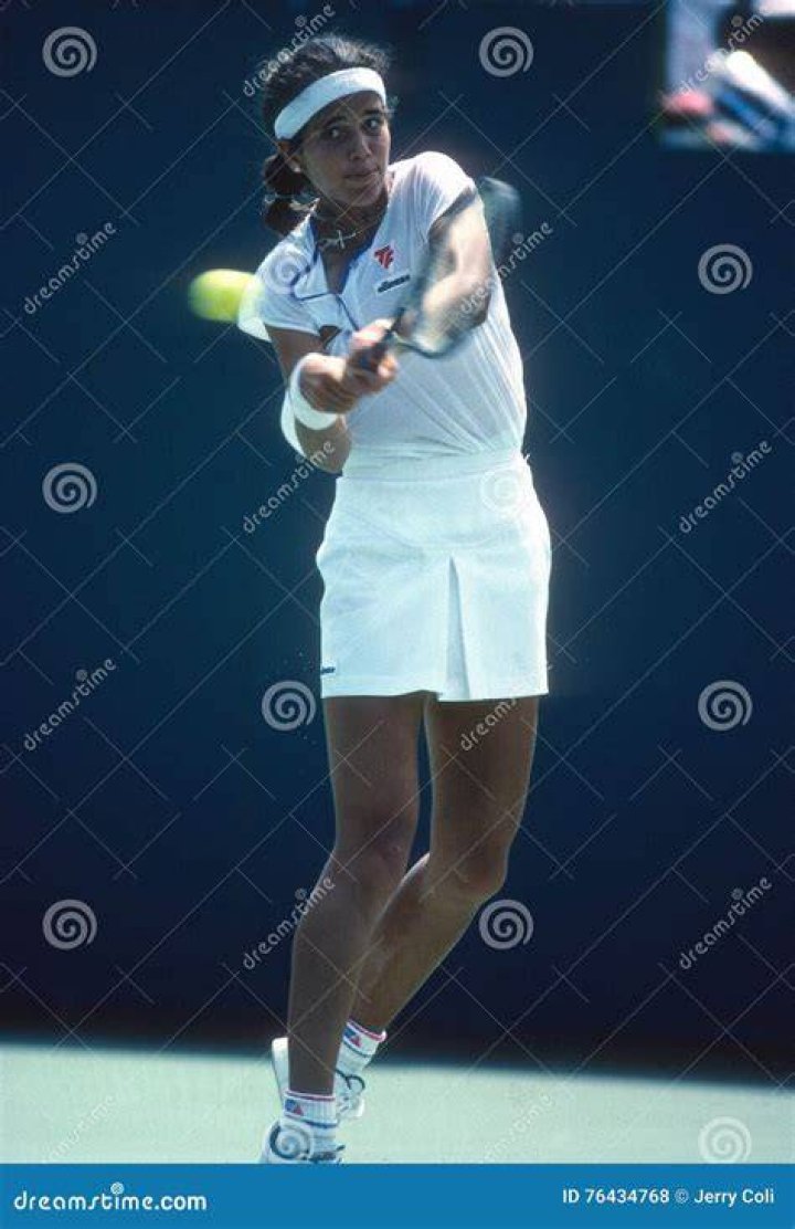 Mary Jo Fernandez editorial stock photo. Image of slide 76434768