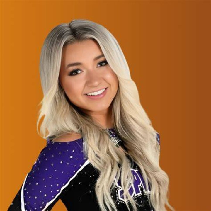 Meet Addi Shaw Tiktok star, Influencer & Model SHOUTOUT DFW