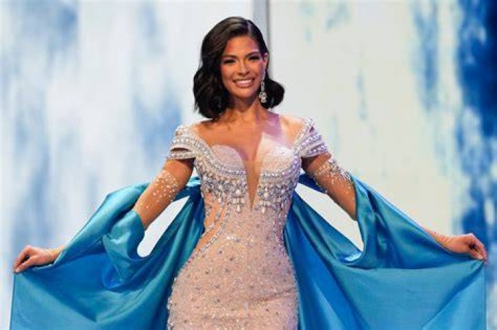 Miss Universe Sheynnis Palacios is first winner for Nicaragua (photos