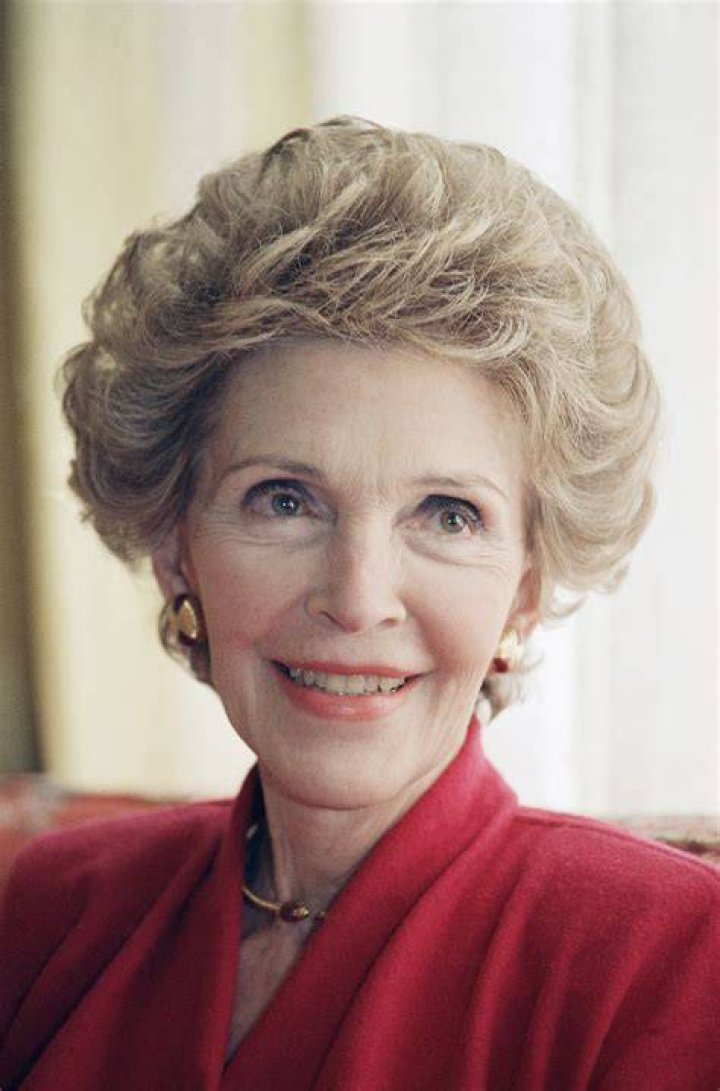 Nancy Reagan Net Worth, Income, Salary, Earnings, Biography, How much money make? Nancy Reagan Net Worth, Income, Salary, Earnings, Biography, How much money make?