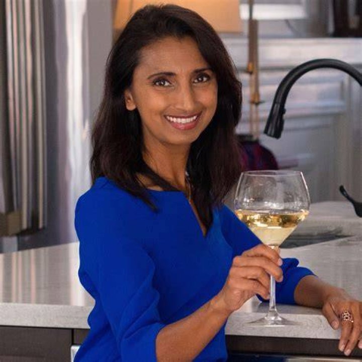 Priya said 'Relationships haven’t been easy for you' as she explained she can tell this from the area under her brow bone and the distance between her eyebrows