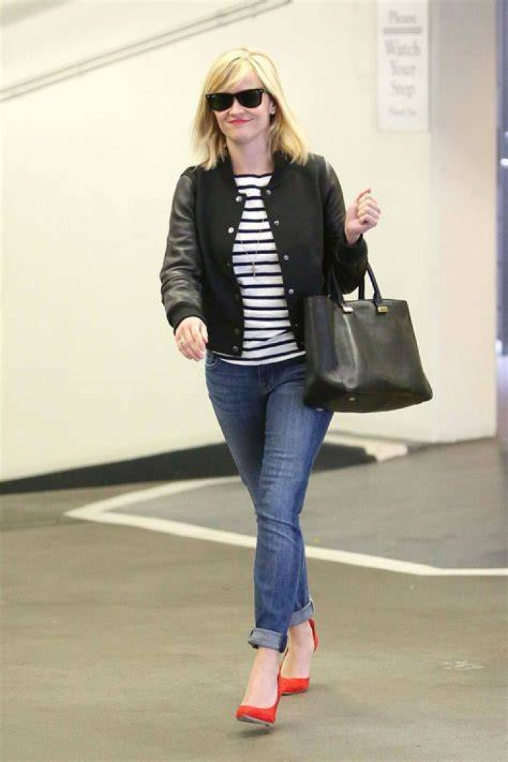Reese Witherspoon - red shoes