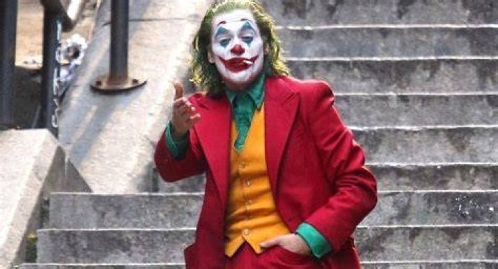 REVIEW Joker (2019) REEL GOOD