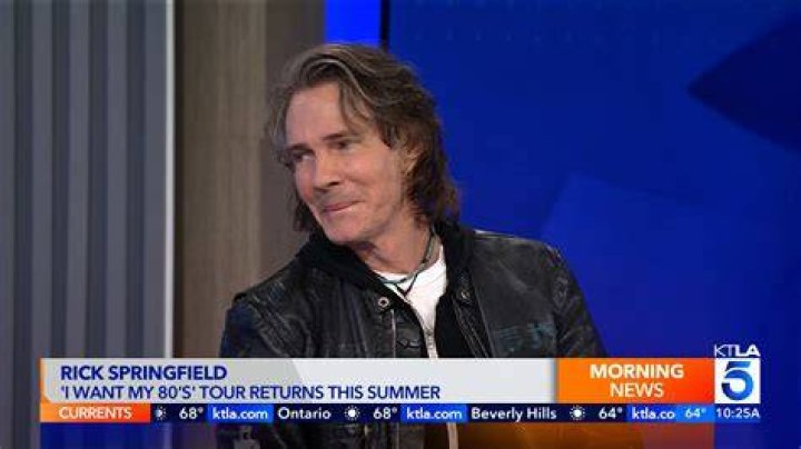 Rick Springfield Discusses His "Amazing" Wife on 'Just B With Bethenny Frankel'