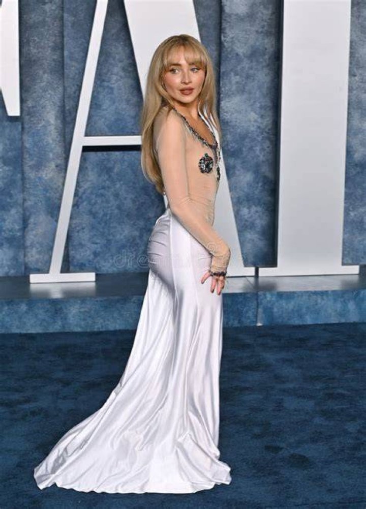 Sabrina Carpenter Latest Photos CelebMafia