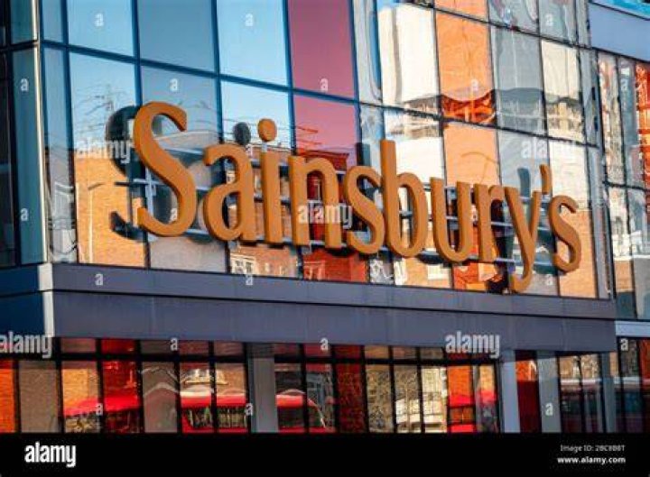 Sainsbury's has been hailed for its latest &pound;26 co-ord