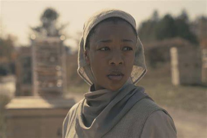 Samira-Wiley-The-Handmaids-Tale