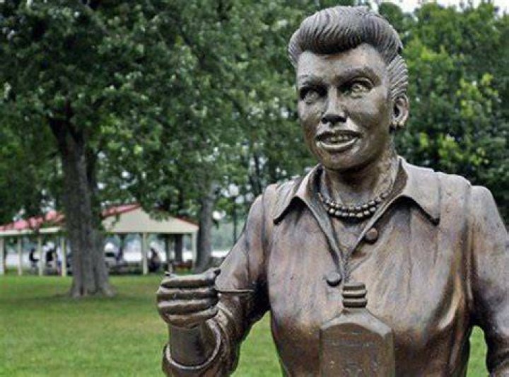 &lsquo;Scary&rsquo; Lucille Ball Hometown Statue Finally Gets a Stunning Replacement