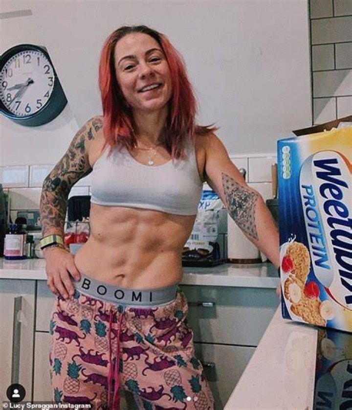 She displayed her rippling abs and toned thighs in a series of before and after snaps