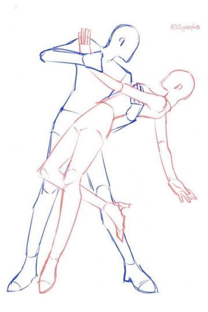 She then suggests drawing another line between the nostrils, which should create a pinched in effect