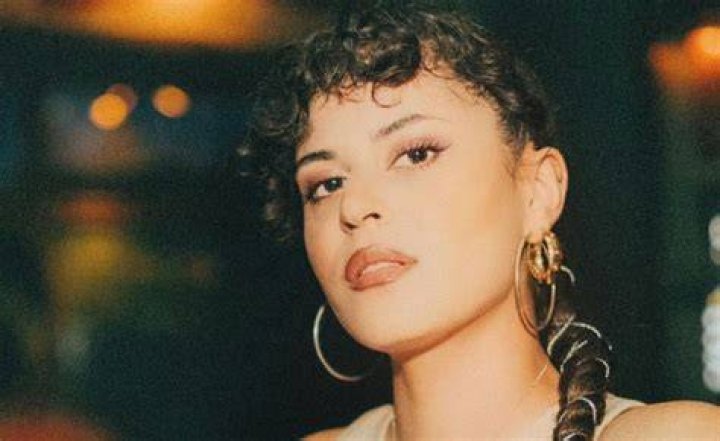 Singer Nadine has released her new single Don’t Run that was co-written with Jess Glynne