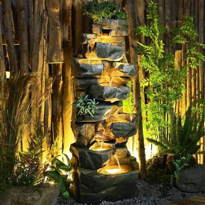 slate zig-zag fountain
