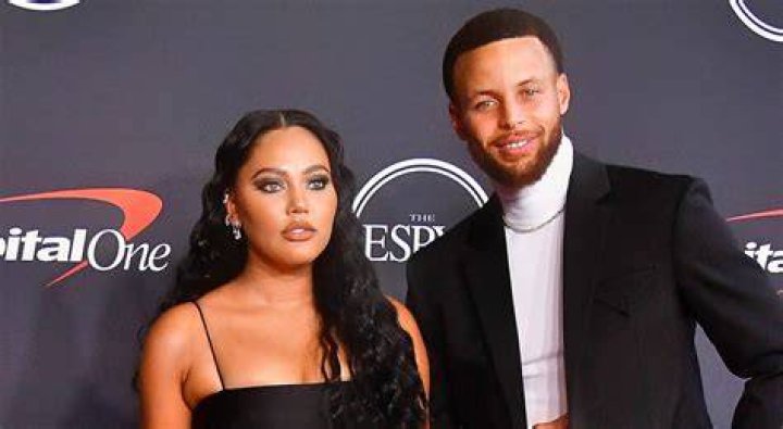 Steph Curry&rsquo;s wife posts homecooked rap video Al Saracevic