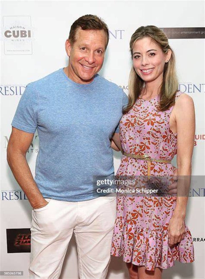 Steve Guttenberg and Emily Smith
