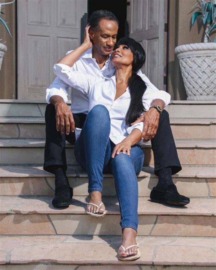 Supermodel Beverly Johnson, 67, Engaged to Wall Street Financier Boyfriend, 70 Everything Zoomer