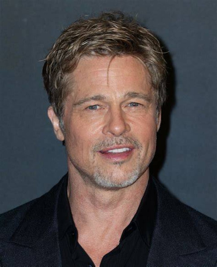 The 44-year-old actor said he wasn't a smoker and blamed his cancer 'asbestos' from 'cheap hotel room's he stayed at