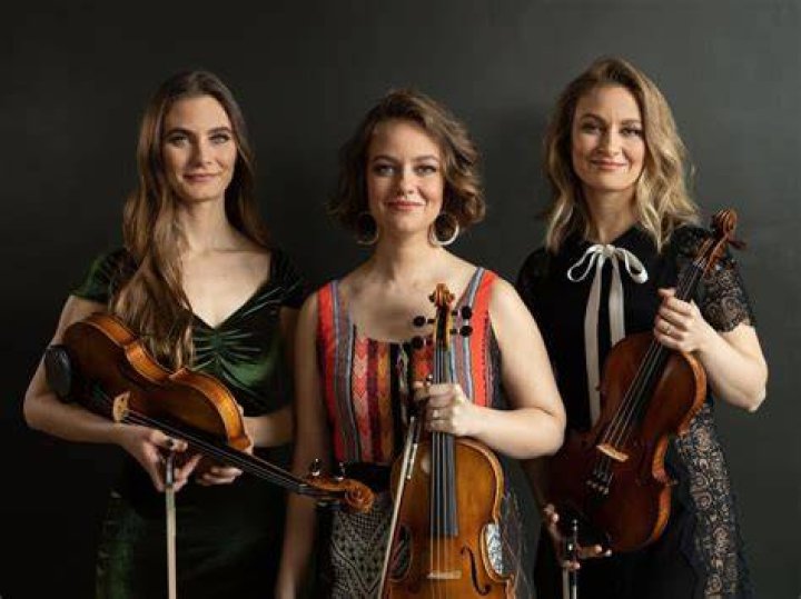 The Quebe Sisters Net Worth, Income, Salary, Earnings, Biography, How much money make? The Quebe Sisters Net Worth, Income, Salary, Earnings, Biography, How much money make?