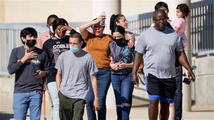 Timberview Families Gather at Reunification Site