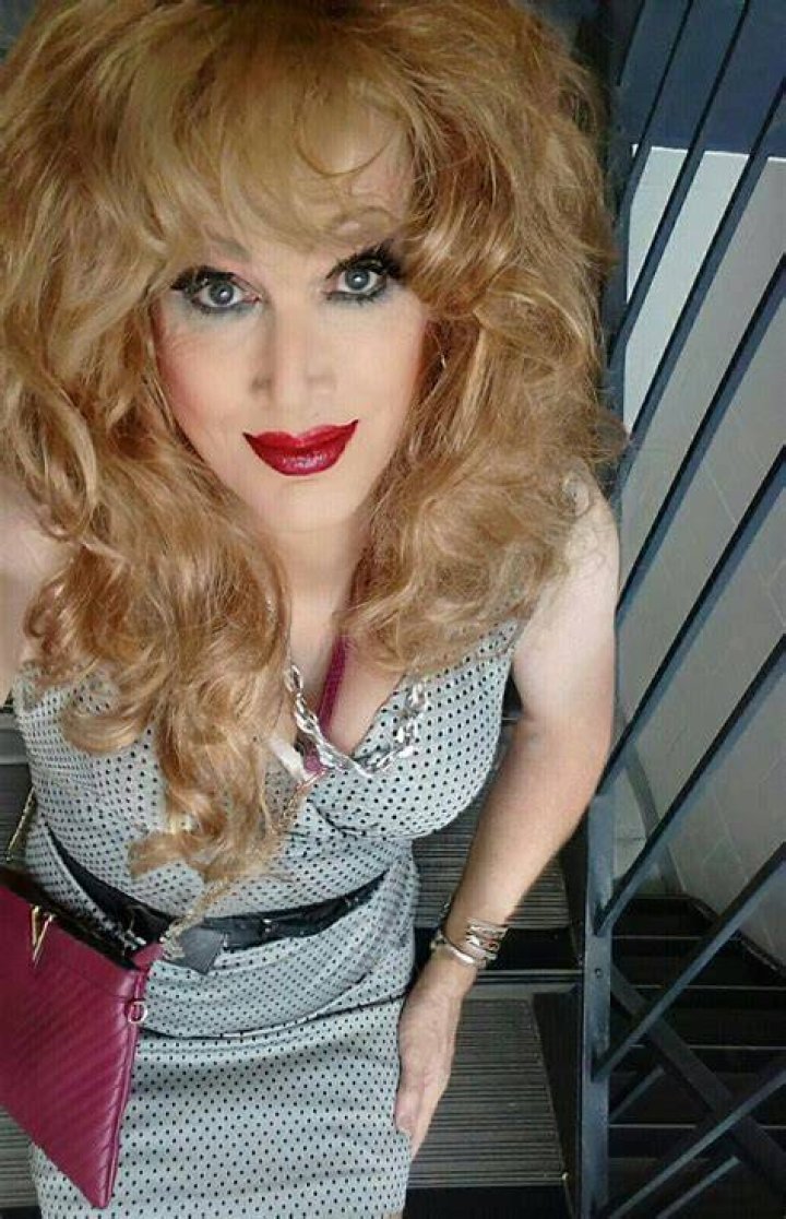Tranny Porn Page 5