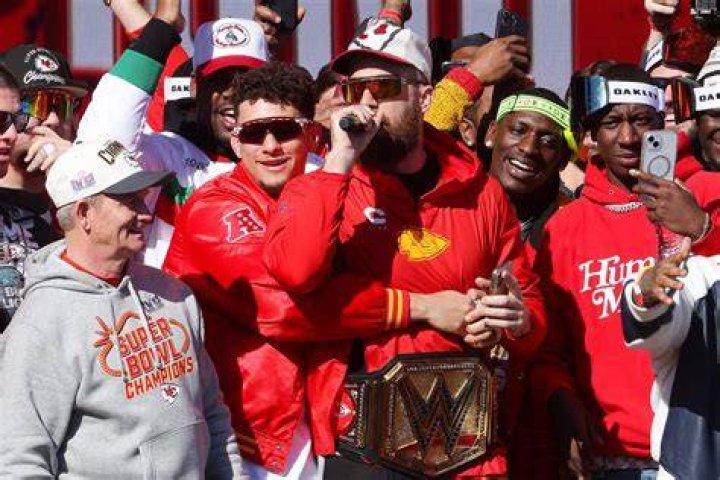 Travis Kelce Spotted Outside KC Restaurant After Super Bowl Parade Shooting