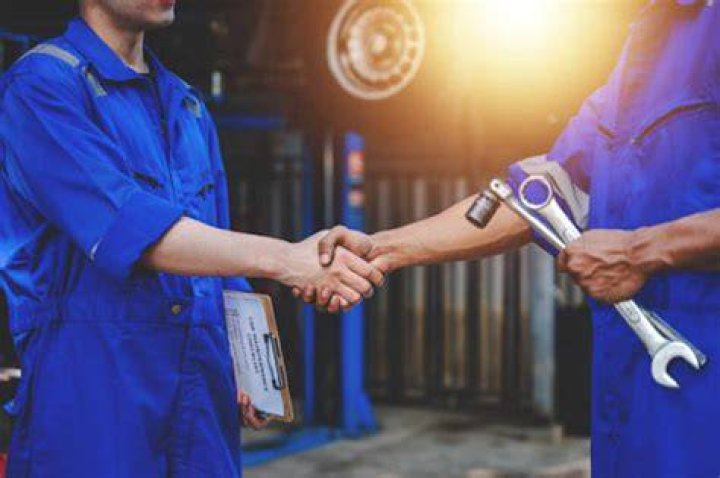 Trustworthy mechanics will always agree to warning you about unexpected repairs before doing them, the expert said