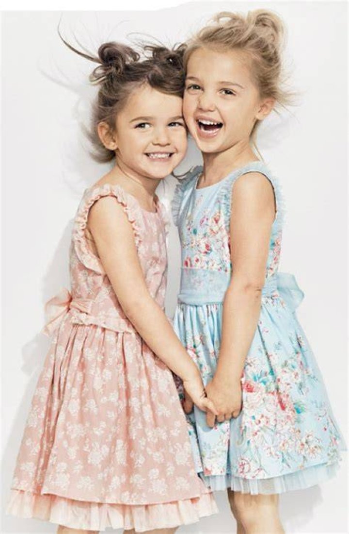 Twins Mila & Emma Cute kids, Future baby, Kids fashion