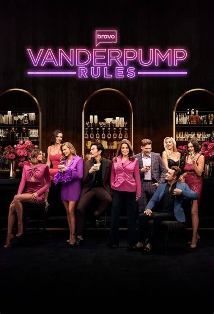 Vanderpump-Rules--Producer-Reacts-to-Raquel-Leviss-Pregnancy-Rumors -443