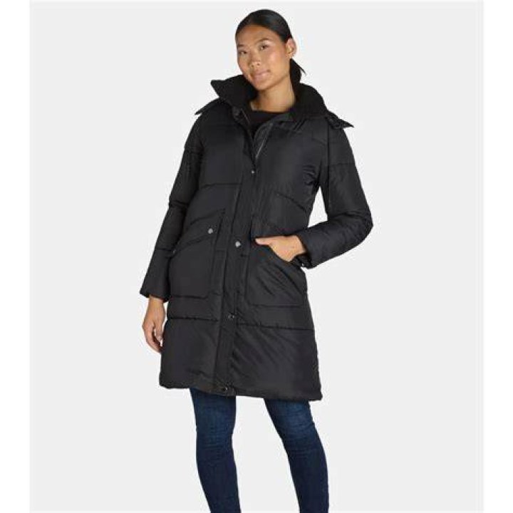 walmart-black-friday-puffer-coat