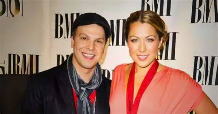Who Is Gavin DeGraw Wife Is The American Songwriter Married?
