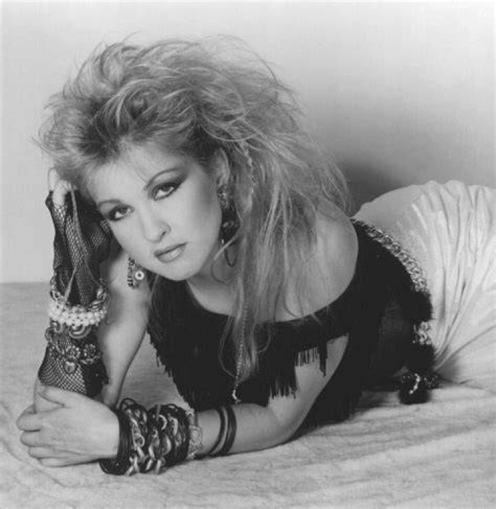 young cyndi lauper Google Search Cyndi lauper, Music photo, American idol